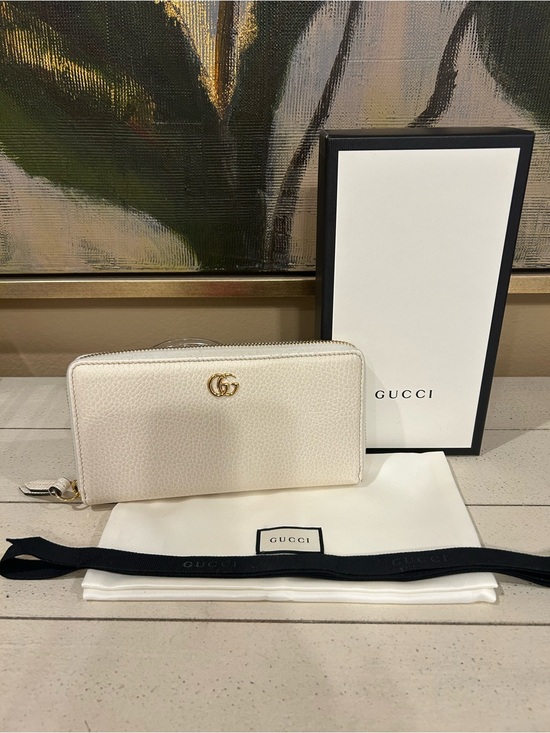 Gucci Handbags - Authentic Gucci GG Marmont Zip-Around Wallet